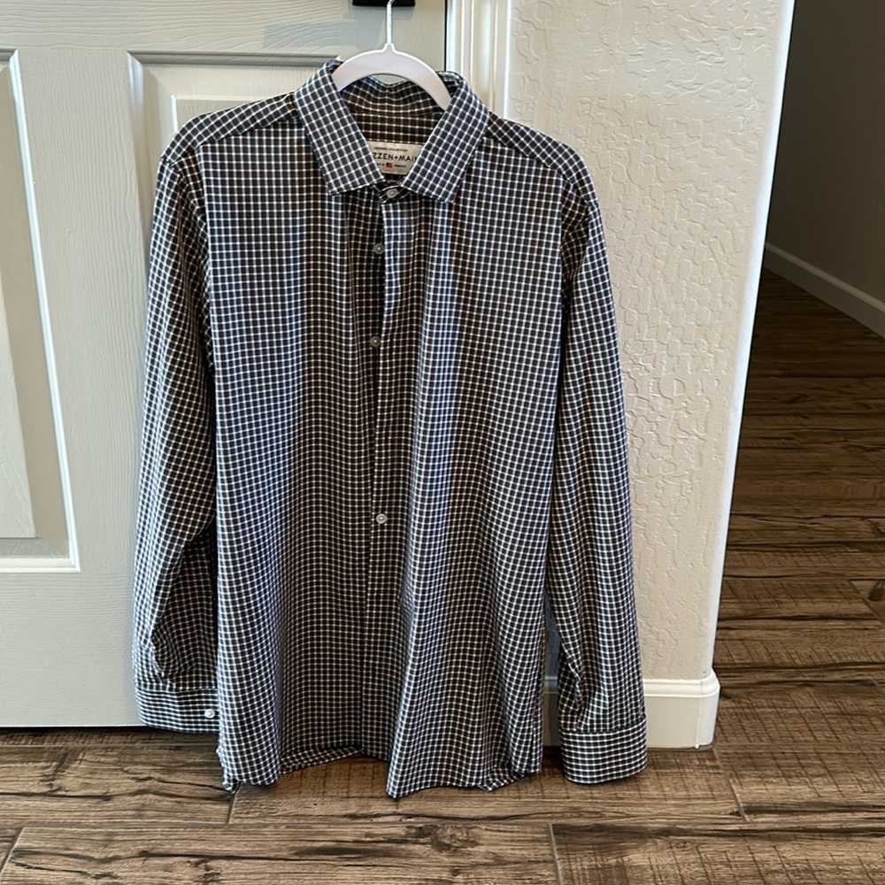 Mizzen + Main long sleeved button up